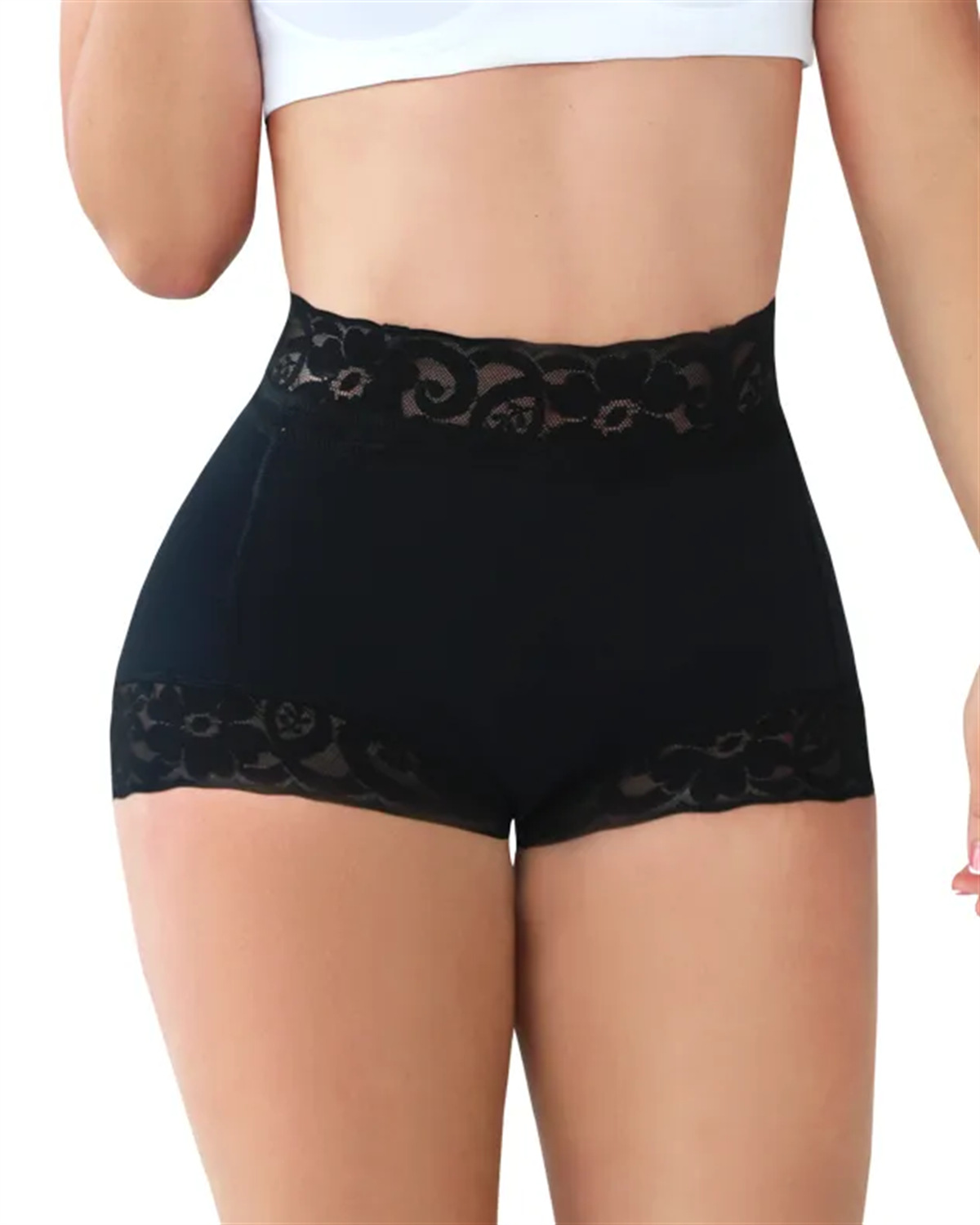 Slip taille haute avec renforcement des fesses