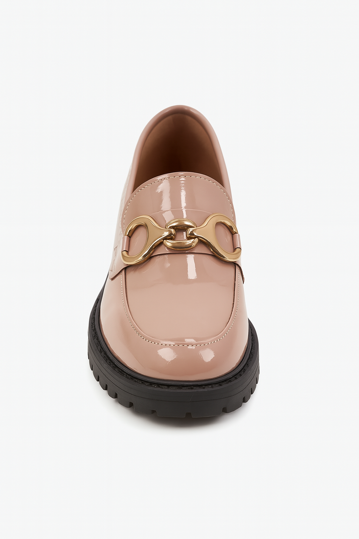 Mocassins vernis plateforme femme avec chaîne dorée