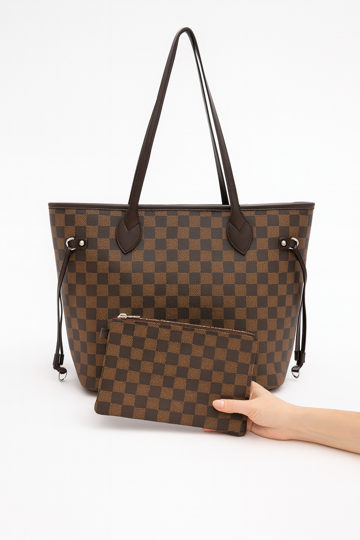 Sac cabas grand format à motif à carreaux en PVC