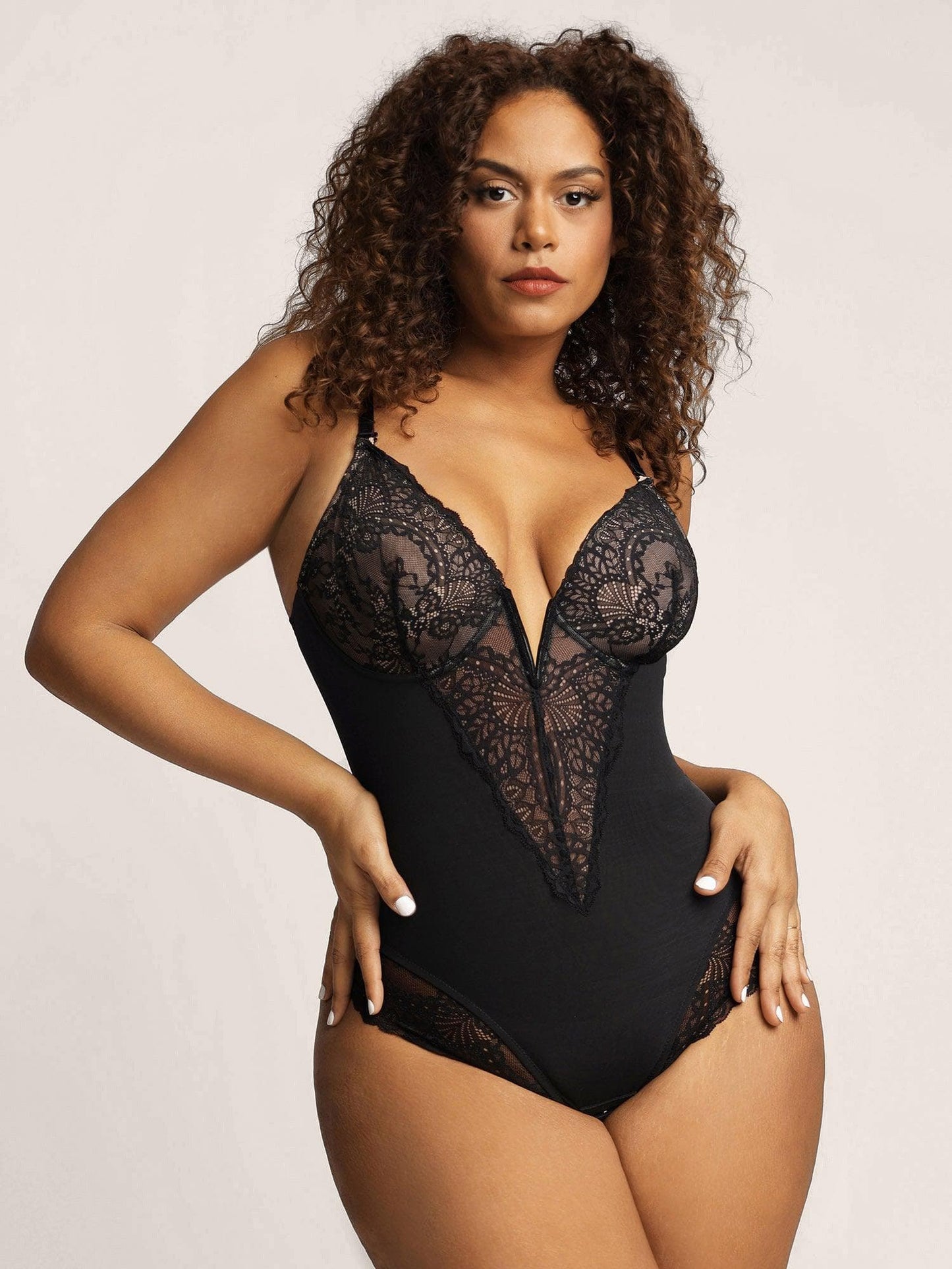 Layla | Body amincissant en dentelle - Camille Boutique