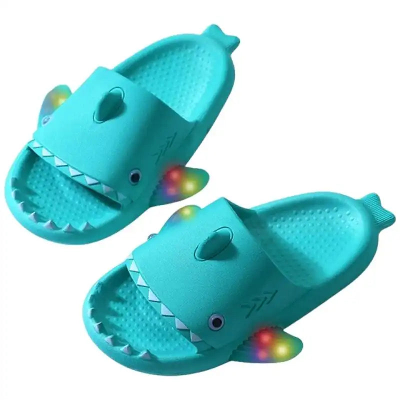 Chaussons requin lumineux pour enfants - Camille Boutique